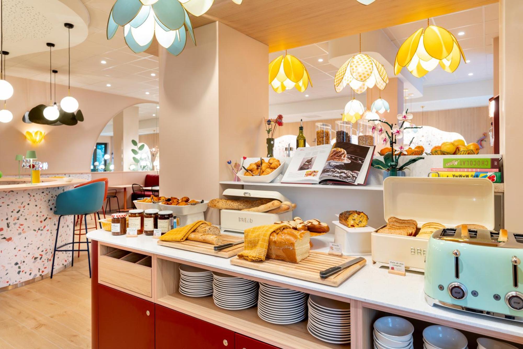 Ibis Styles Strasbourg Centre Republique Hotel Екстериор снимка