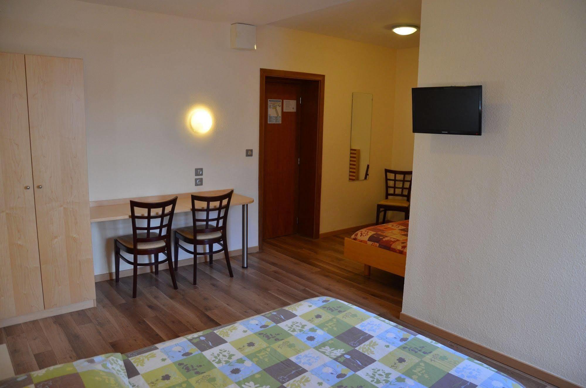 Ibis Styles Strasbourg Centre Republique Hotel Екстериор снимка